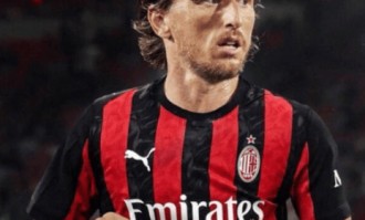 签约金球巨星＋意甲金靴！米兰夏窗神了！红鸟醒悟，意甲争冠变天