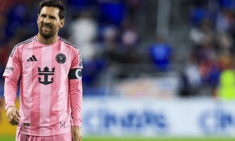 38岁的梅西，还在用传球教年轻人踢球