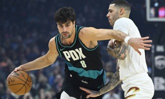 阿夫迪亚27分杨瀚森2分1板1助 开拓者战胜骑士